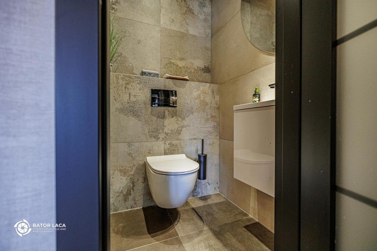 Ferienwohnung Buekk Penthouse, Panorama Jacuzzival Miskolc Exterior foto