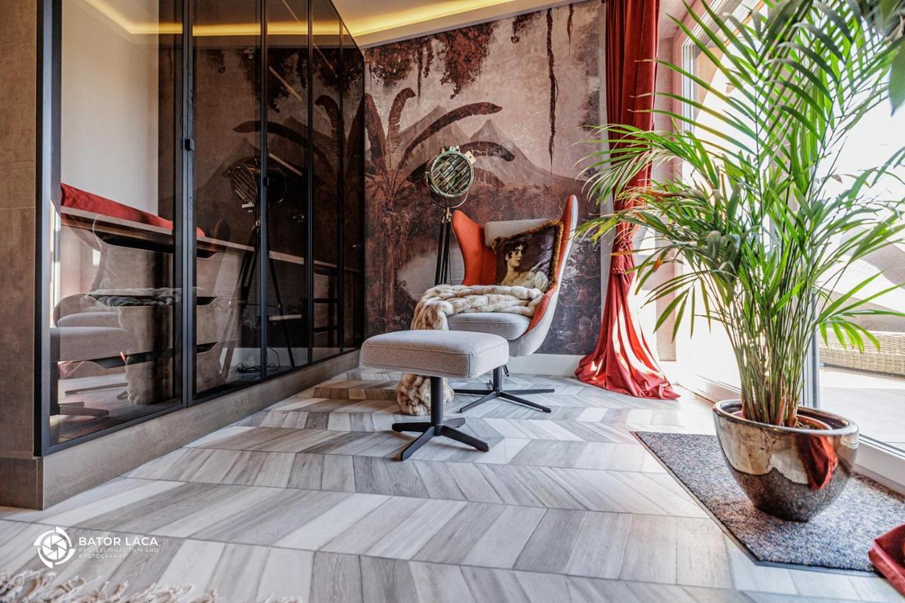 Ferienwohnung Buekk Penthouse, Panorama Jacuzzival Miskolc Exterior foto